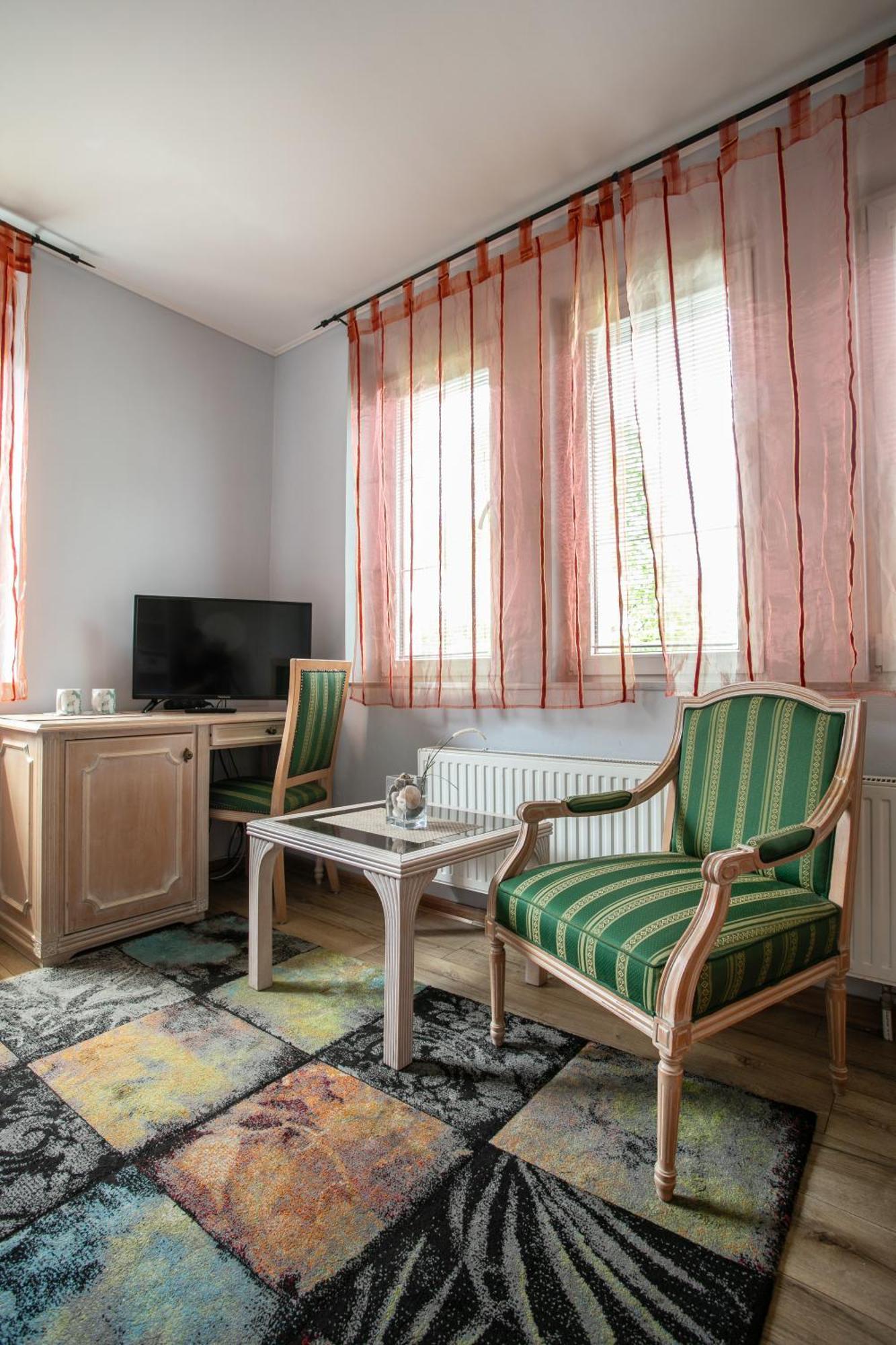 ياخيموف Hotel Panorama المظهر الخارجي الصورة